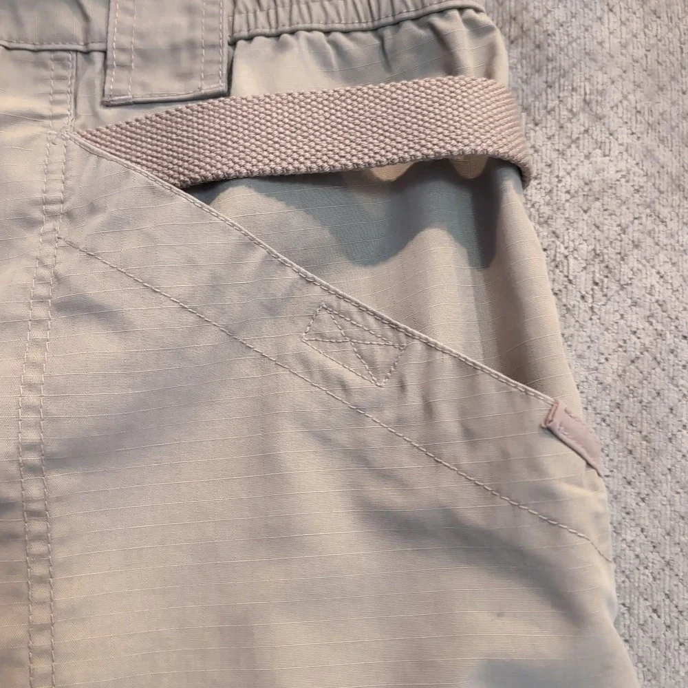 5.11 Tactical Men's Cargo Pants Size W40 L30 With Tons Of Pockets Tan Poly Blend